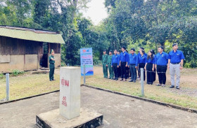 宜安市共青团举行“边境三月”活动