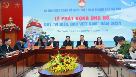 河内市2024年越南海洋岛屿基金募捐活动启动当天筹集到近400亿越盾