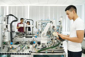 Internal industrial position of the province elevated in transformation