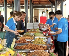 “仁爱午餐”模式亮相