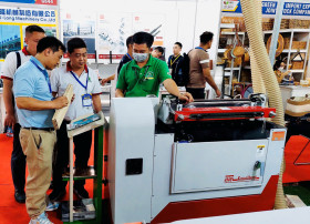 Supporting enterprises to tap large-scale markets