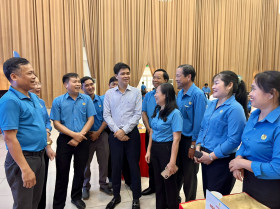 450名工会干部参与2024年第一季度报告员会议