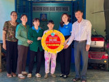 Hội LHPN thị trấn Tân Thành (huyện Bắc Tân Uyên): Trao tặng công trình “Sửa chữa mái ấm tình thương” cho hộ nghèo