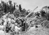 Ngày 12-4-1954: Chiếc máy bay thứ 50 của địch bị bắn rơi tại Điện Biên Phủ