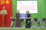 Hơn 200 triệu đồng hỗ trợ người khuyết tật, người có hoàn cảnh khó khăn ở huyện Dầu Tiếng