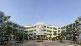Ben Cat and efforts to develop comprehensive education