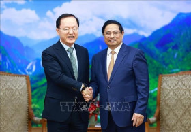 政府总理范明政希望三星将越南视为其制造和出口的战略据点