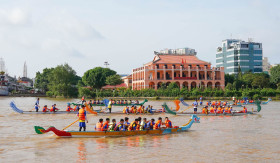 Nhộn nhịp mở tour du lịch gắn với Lễ hội sông nước TP Hồ Chí Minh