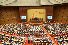 越南第十五届国会第七次会议：讨论经济社会发展计划实施结果​