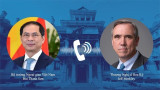 越南外交部长裴青山与美国参议员杰夫·默克利通电话