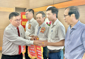 省企业党部：举行优秀党支部书记竞赛活动