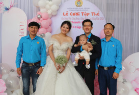 为10对职工新人举行免费集体婚礼