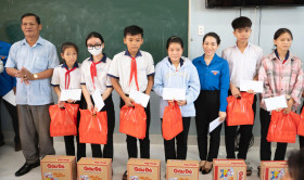Children in border areas brought to cloud nine of happiness