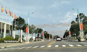 Ben Cat city to correct makeshift housing for civilzed urban construction