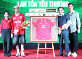 Trận đấu “Lan tỏa yêu thương” quyên góp được gần 10 tỷ đồng