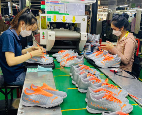 Businesses strive for production, business, maintaining growth