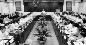 Party General Secretary Nguyen Phu Trong and Binh Duong