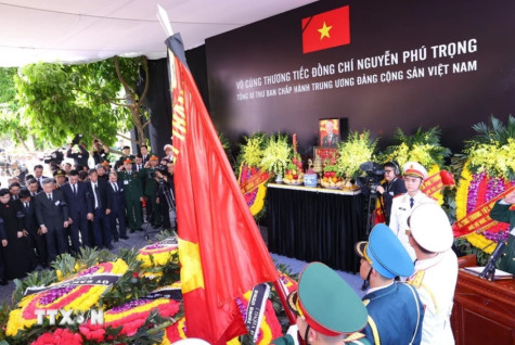 Lễ an táng Tổng Bí thư Nguyễn Phú Trọng tại Nghĩa trang Mai Dịch, thành phố Hà Nội