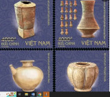 New stamps depict national ceramic treasures