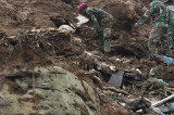 Indonesia: Landslide causes at least 15 deaths