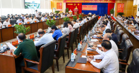 尽最大努力胜利落实2024年各项工作任务