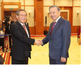 Top leader welcomes Chinese Premier in Hanoi