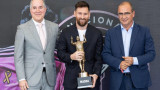 Messi nhận giải 'cầu thủ thành công nhất lịch sử'