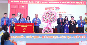 胡志明共青团平阳省机关第一次代表大会（2024-2027年任期）