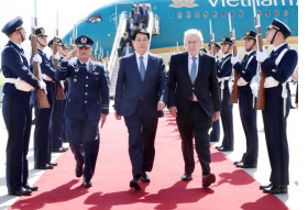 State President arrives in Santiago, beginning official visit to Chile