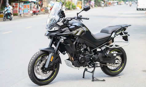 CFMoto 800MT Explorer - xế phượt Trung Quốc đầu tiên về Việt Nam