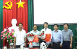 Thuan An City Party Committee’s announcement of decisions on staff transfer and appointment