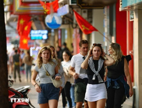 Bức tranh đa sắc của du lịch Việt Nam năm 2024 - nhìn từ những con số