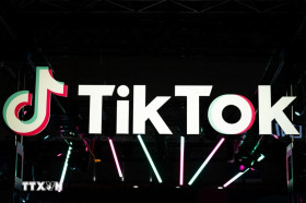 Tổng thống đắc cử Mỹ Donald Trump đề nghị tạm hoãn lệnh cấm TikTok