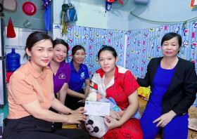 Mang yêu thương đến với các hoàn cảnh khó khăn