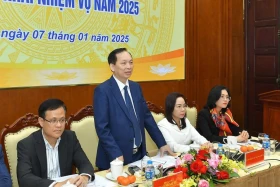 政府例行记者会：避免引发群众恐慌焦虑心理 但也不能对人偏肺病毒掉以轻心
