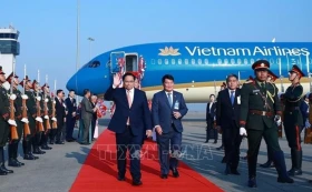 Vietnamese PM arrives in Vientiane, starting Laos visit