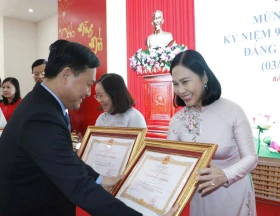 槟吉市、富教县举行纪念越南共产党成立95周年暨庆祝2025乙巳年新春活动