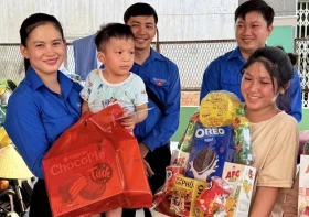Tuổi trẻ là mùa xuân