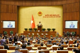 越南第十五届国会第九次特别会议：实施配套措施 促进经济增长