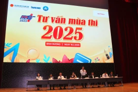 Học sinh Bình Dương háo hức tham gia ngày hội Tư vấn mùa thi năm 2025