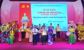 TP.Thuận An: Khen thưởng nhiều tập thể và cá nhân có thành tích xuất sắc trong công tác bảo vệ, chăm sóc sức khỏe nhân dân