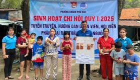 Phường Chánh Phú Hòa (TP.Bến Cát): Hướng dẫn phân loại rác tại nguồn cho thanh niên công nhân