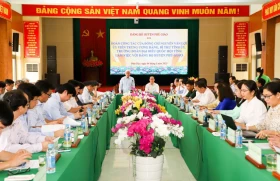 省委书记阮文利：富教需要继续化解困难，为各经济成分发展创造便利条件