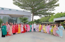三八国际妇女节之际，一家企业斥资5多亿越盾关爱女工