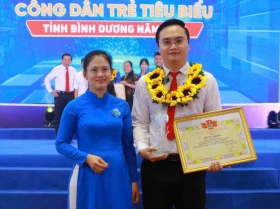 Tuổi trẻ không ngừng phấn đấu