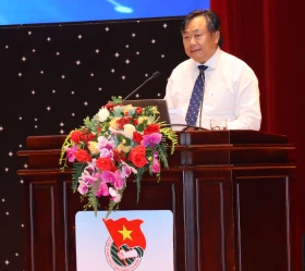 Đoàn viên Bình Dương - Bình Phước học tập chuyên đề “Kỷ nguyên vươn mình của dân tộc Việt Nam”