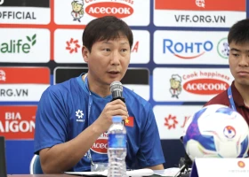 HLV Kim Sang-sik: Trình độ các đội bóng Đông Nam Á mạnh lên từng ngày