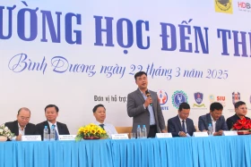 1.600 học sinh THPT tham gia chương trình “Đưa trường học đến thí sinh” năm 2025