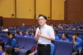 青年在民族崛起纪元里的意识和责任