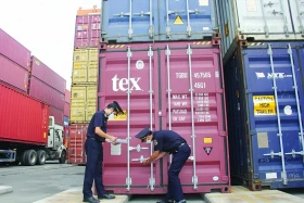 Hàng hóa xuất nhập khẩu thông quan nhanh chóng
